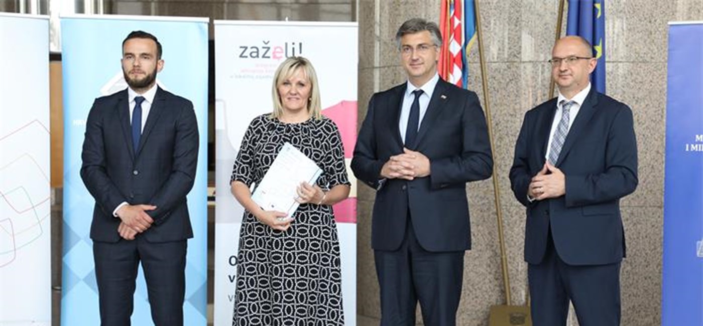 Danas uručeni ugovori vrijedni 192 milijuna kuna za program zapošljavanja žena u ruralnim područjima